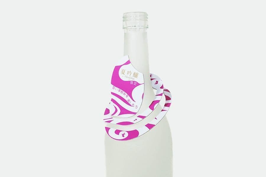 夏酒の特殊型ビン首掛け