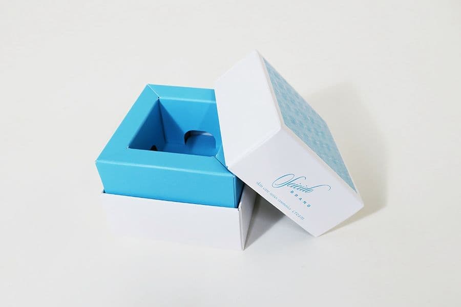 高級化粧品用　クリーム化粧箱　森林認証紙仕様