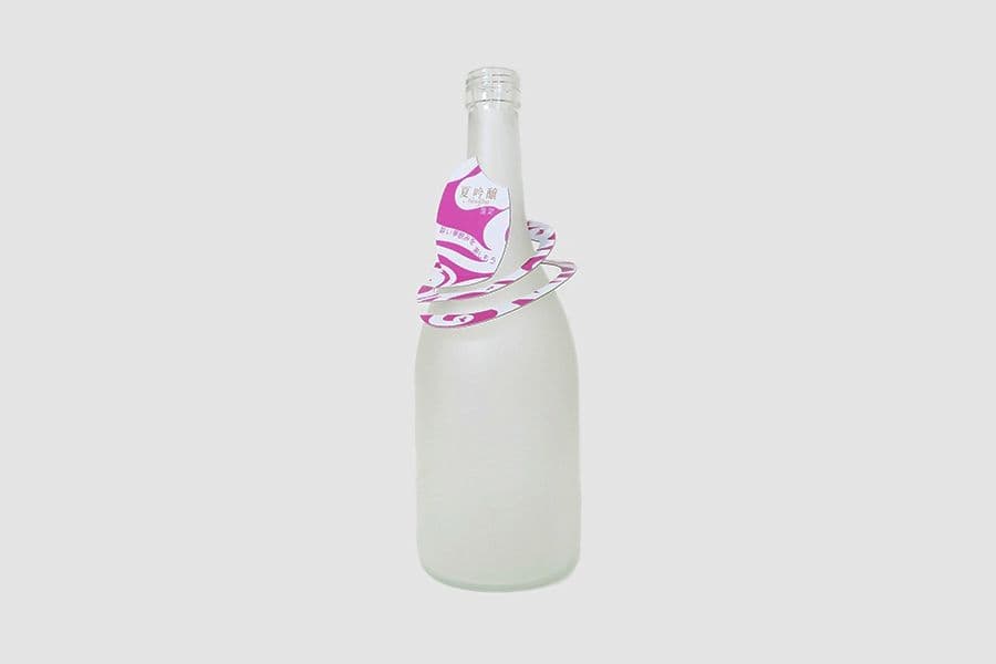 夏酒の特殊型ビン首掛け